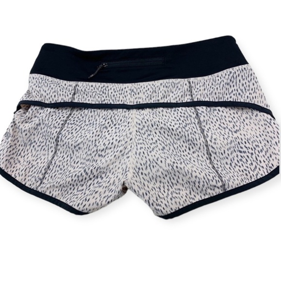 𝅺lululemon Run Speed Short Dottie Dash Grain Black - Picture 4 of 11